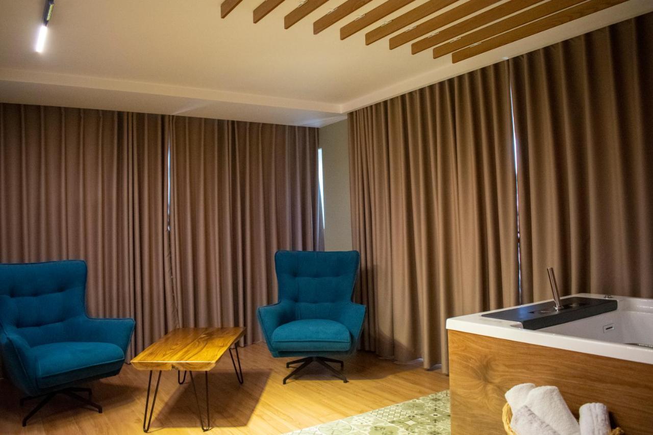 Bocca Hotel Корча Екстер'єр фото