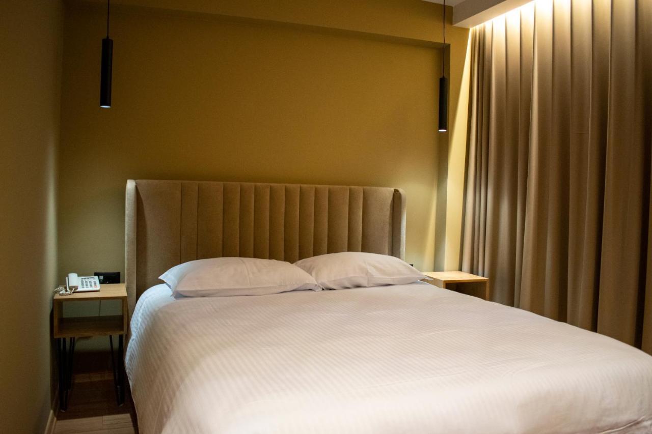 Bocca Hotel Корча Екстер'єр фото